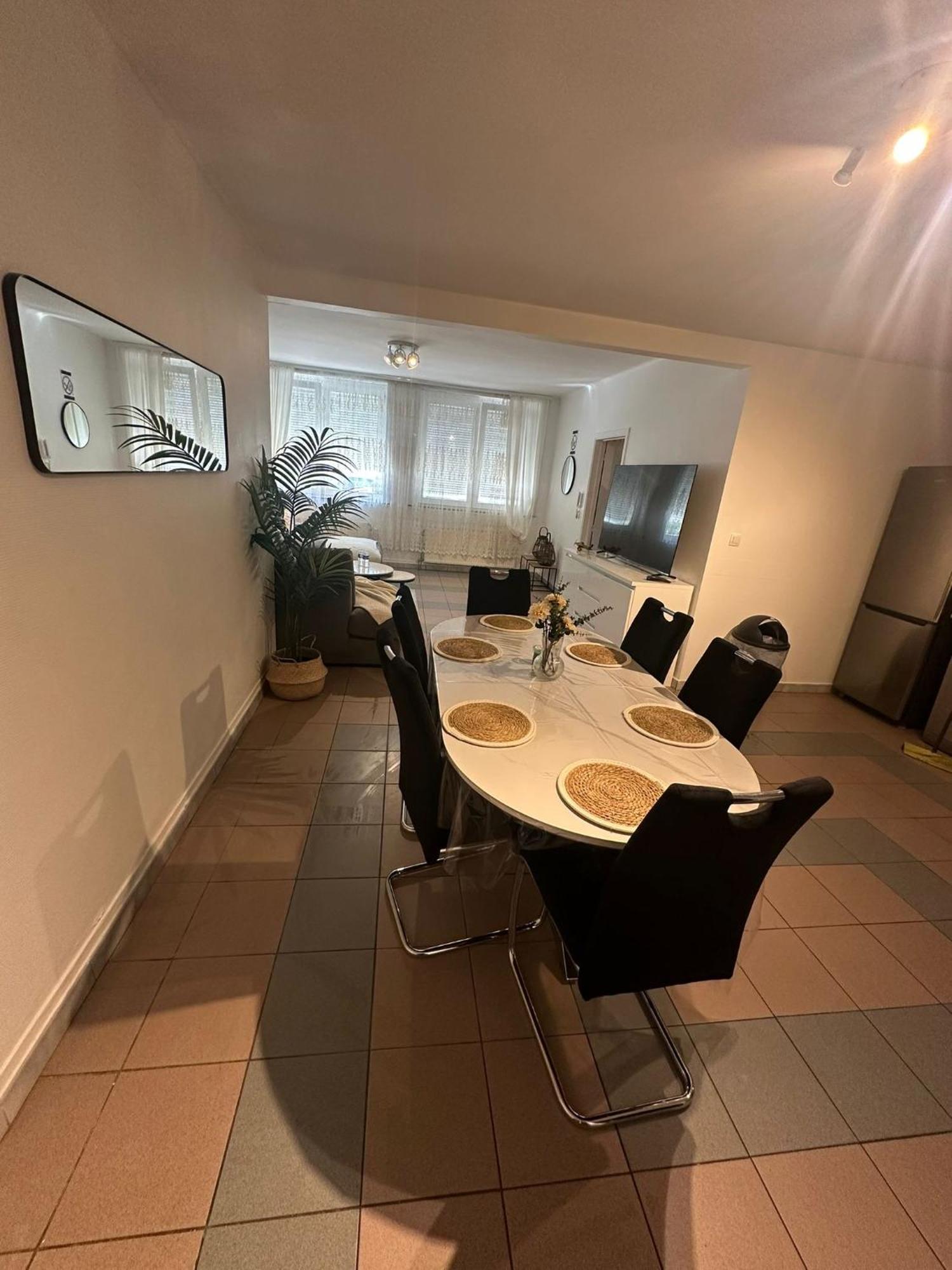 Ferienwohnung La Belle Etoile De Bruxelles Exterior foto